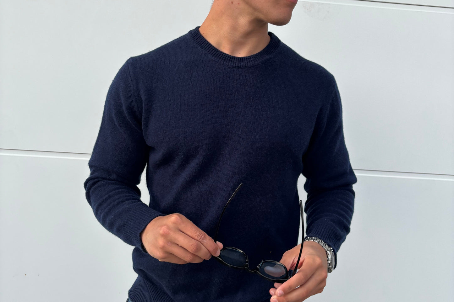 NAVY BLUE CREWNECK